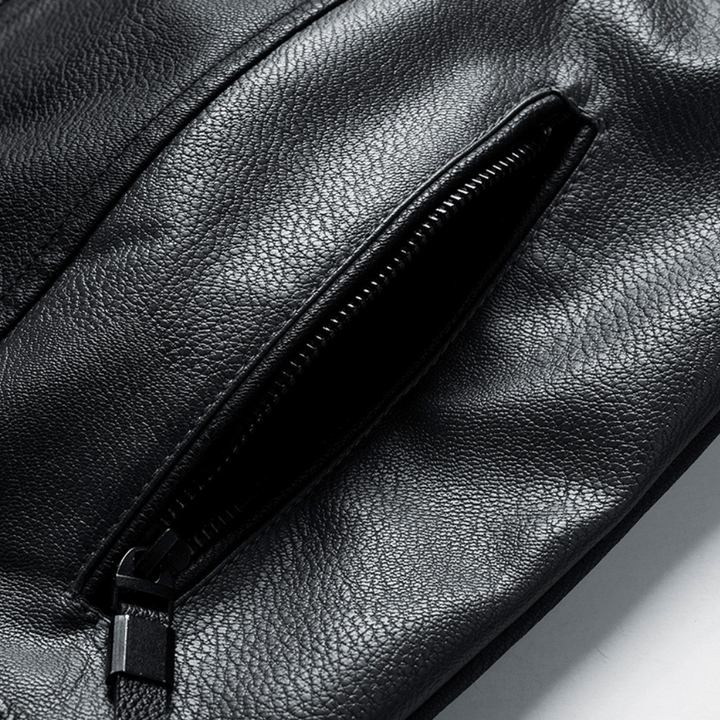Chavo - Elegant men's jacket: modern style at its finest