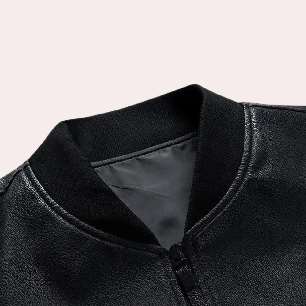 Chavo - Elegant men's jacket: modern style at its finest