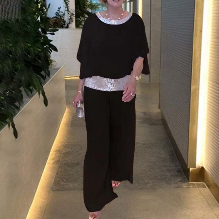 Stylish two-piece women's set from Karin - elegance at any time!