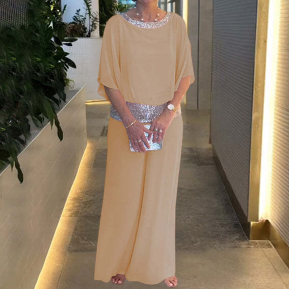 Stylish two-piece women's set from Karin - elegance at any time!