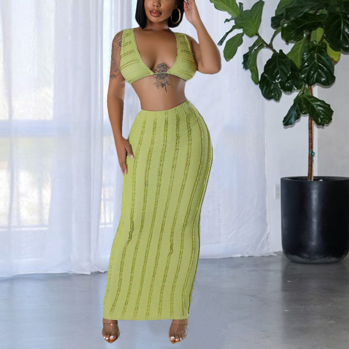 Gavrilla - Stylish set: modern shortened top and elegant maxi skirt