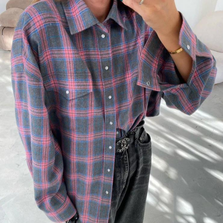 Stylish women's Iryna long sleeve shirt - Exclusive shirt in fashionable check pattern