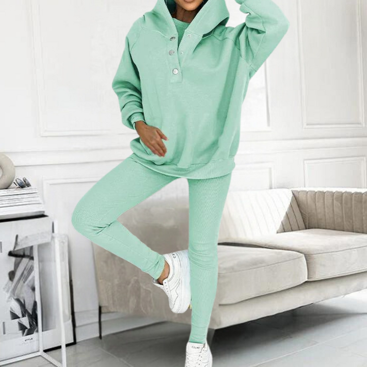Nia - A luxurious dress that highlights elegance and stylish design