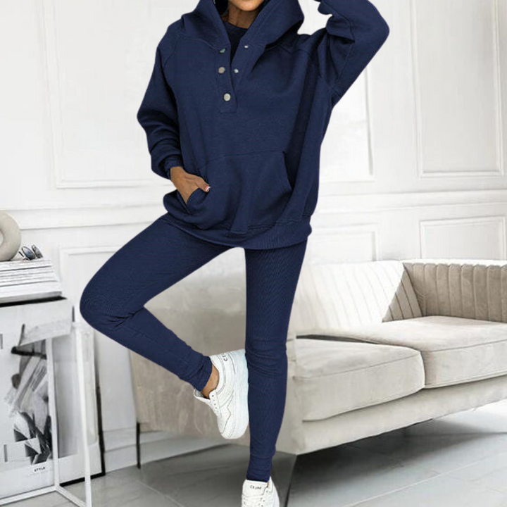 Nia - A luxurious dress that highlights elegance and stylish design