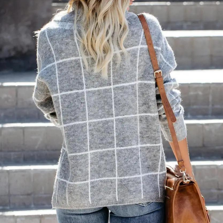 Elda - Fashionable women's jumper in sleek modern check