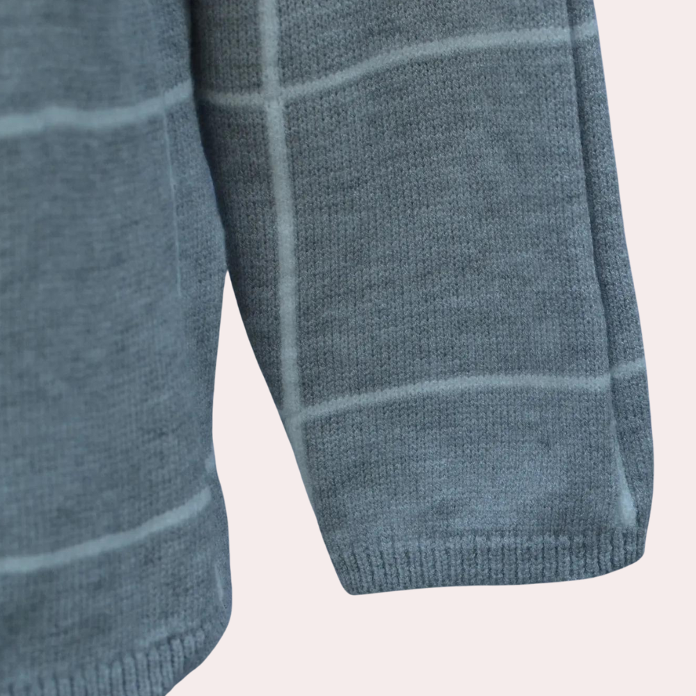 Elda - Fashionable women's jumper in sleek modern check
