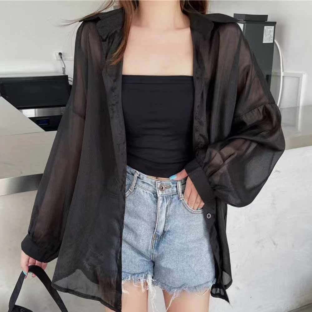Fiore's stylish long-sleeved shirt in a unique, modern cut