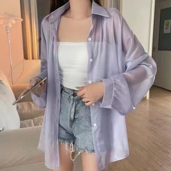 Fiore's stylish long-sleeved shirt in a unique, modern cut