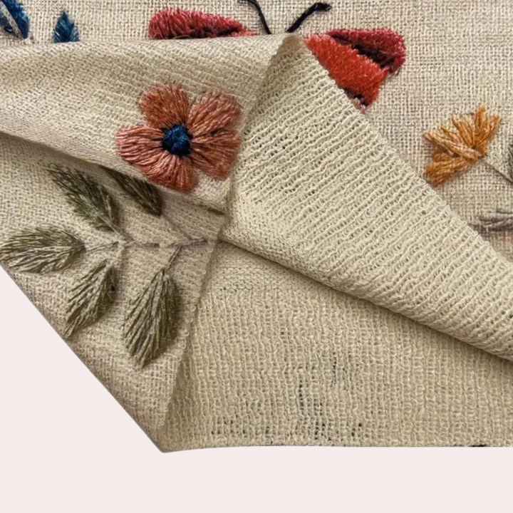 Amira jumper - Classic charm with a modern twist!