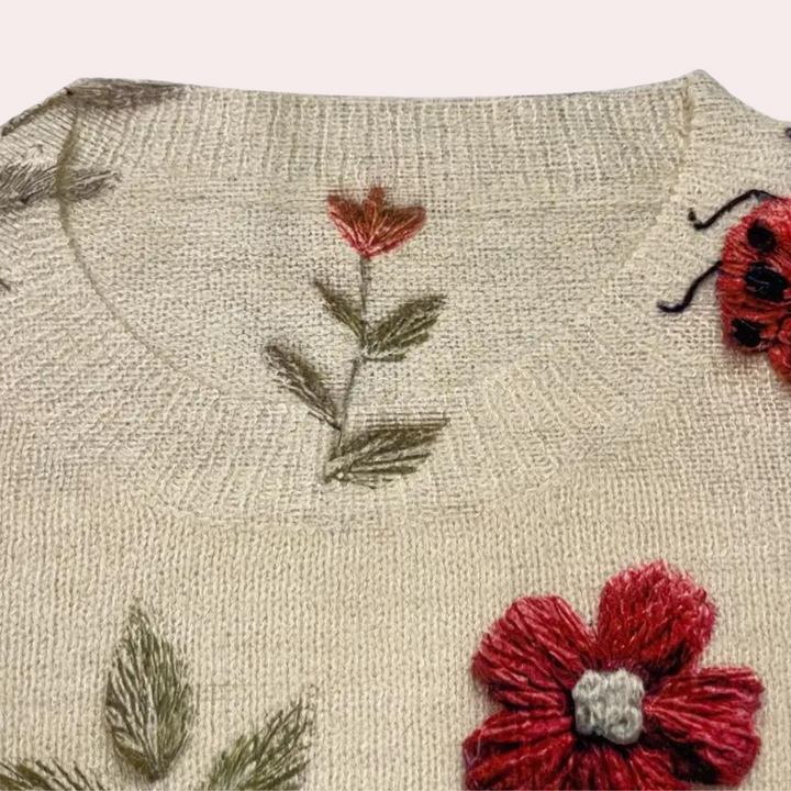 Amira jumper - Classic charm with a modern twist!