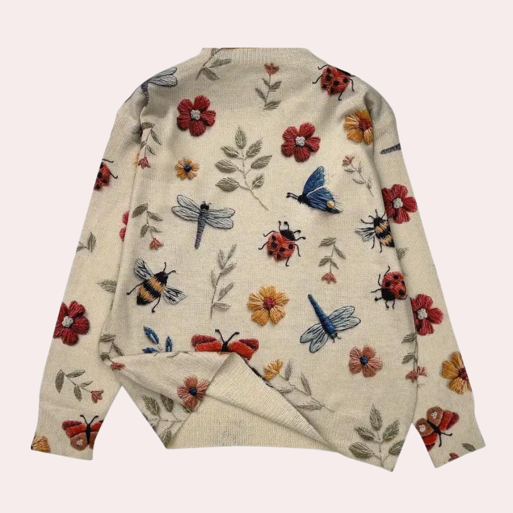 Amira jumper - Classic charm with a modern twist!