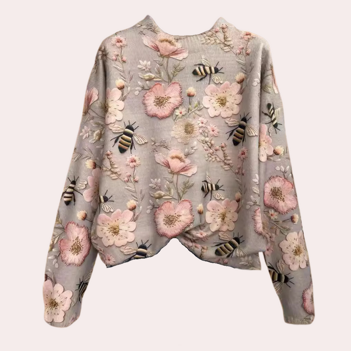 Amira jumper - Classic charm with a modern twist!