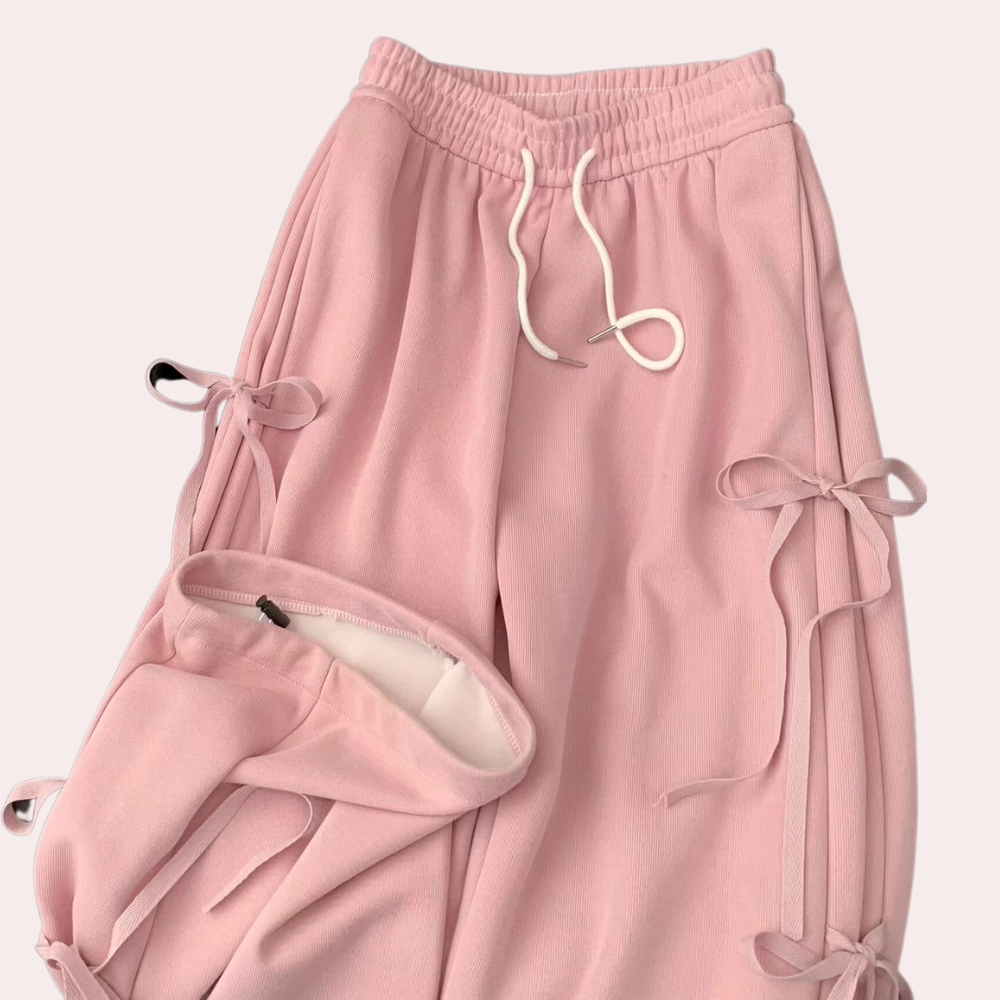 Crina - elegant women's winter trousers that combine exceptional comfort with fashionable style