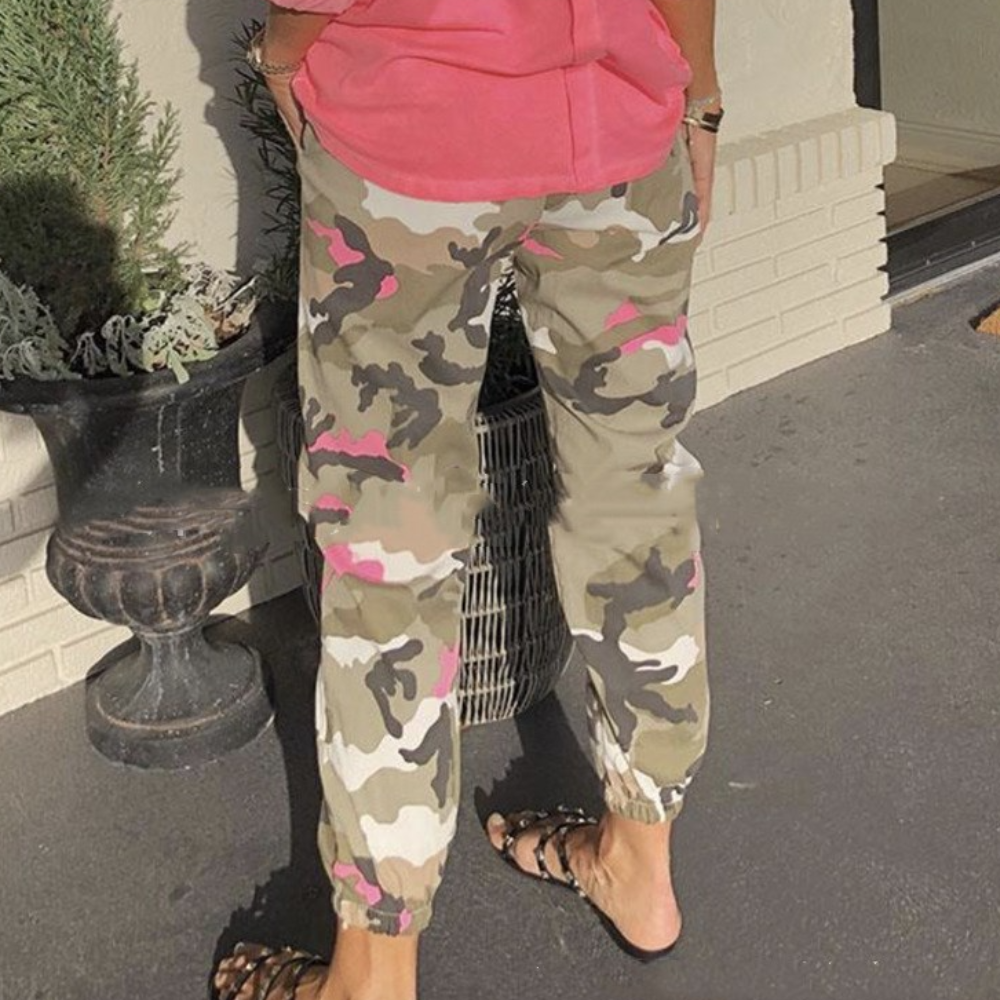 Myrsini - Stylish and comfortable women's trousers in fashionable camouflage