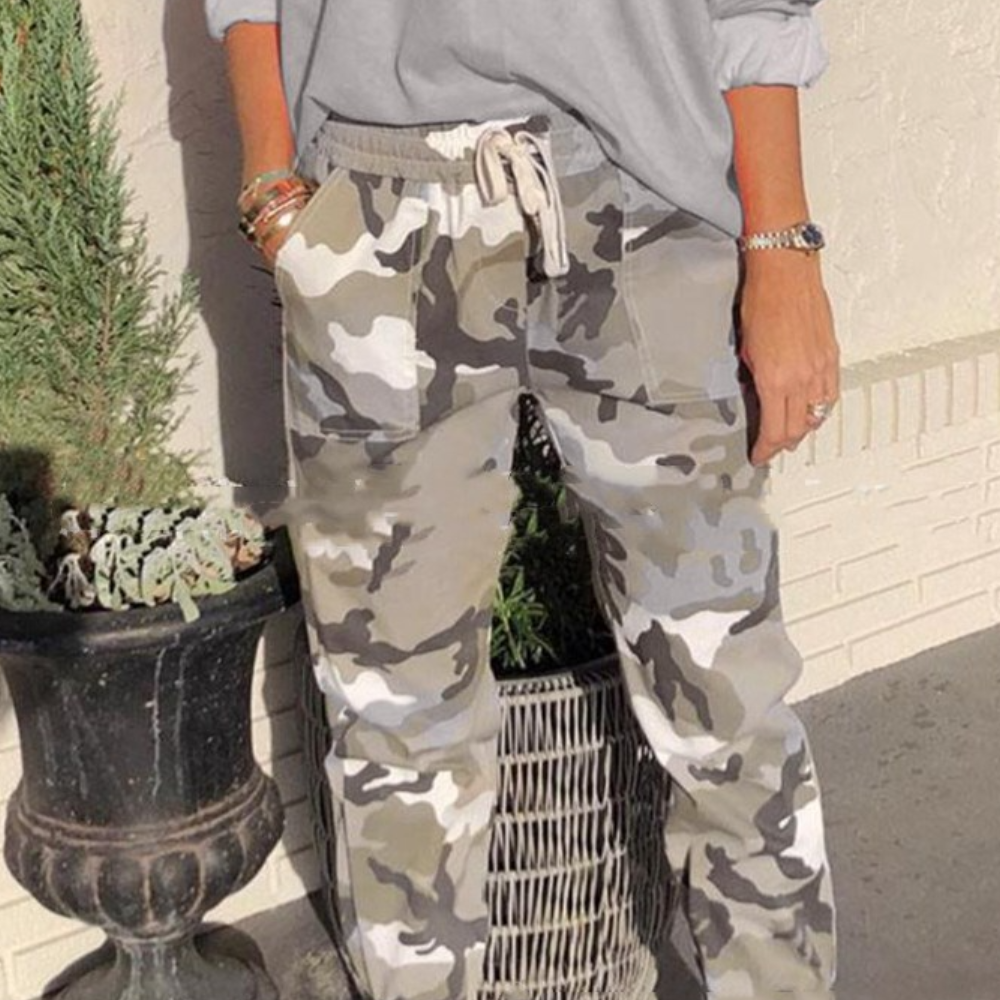 Myrsini - Stylish and comfortable women's trousers in fashionable camouflage
