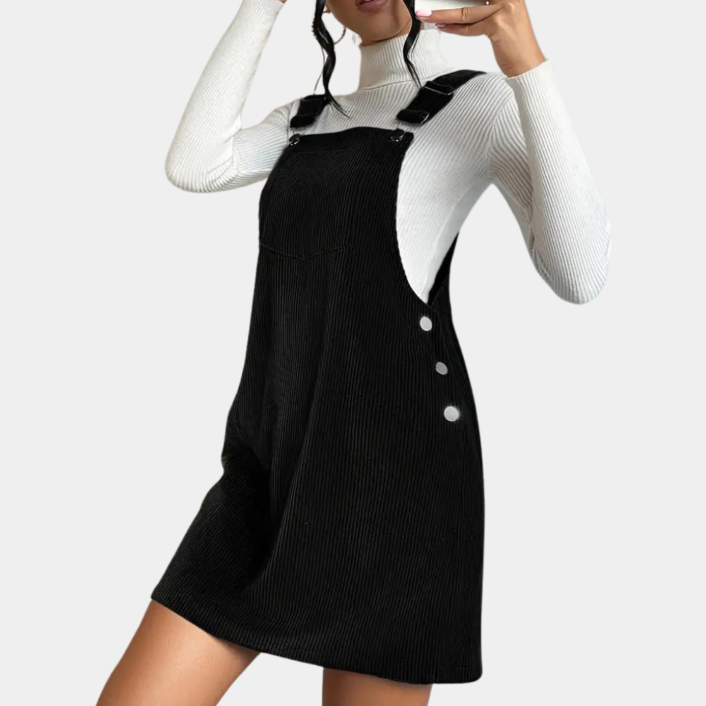 The elegant Xeni 2-piece set for women - a stylish and sophisticated choice