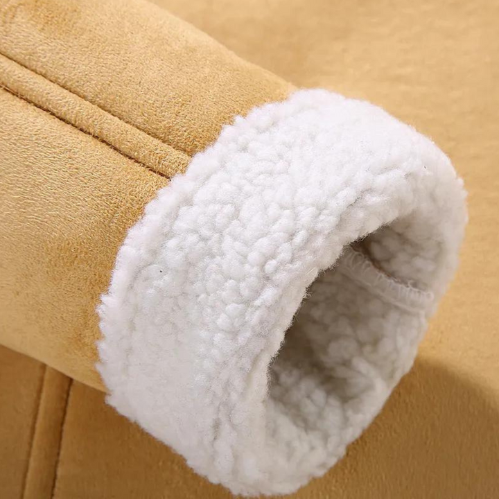A stylish and comfortable men's winter coat - the perfect choice for an elegant look this season!