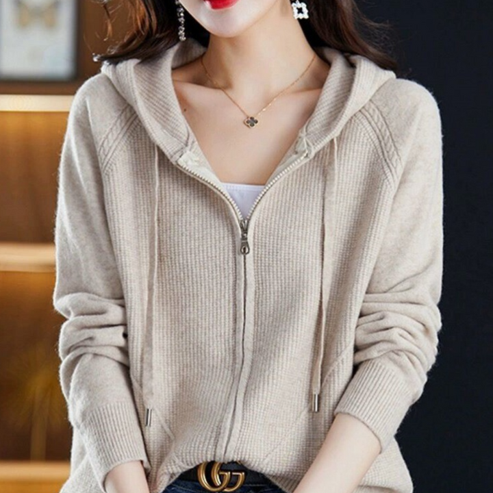 Danika - Elegant and comfortable women's hooded waistcoat