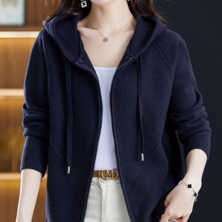 Danika - Elegant and comfortable women's hooded waistcoat