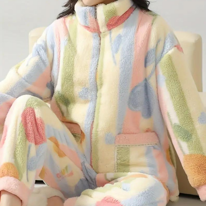 Romhilda - Exclusive, colourful plush women's pyjama set made for maximum comfort!