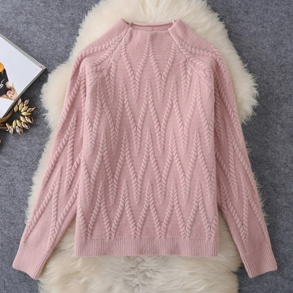 Elegant 2-piece knitted set by Graciela for women