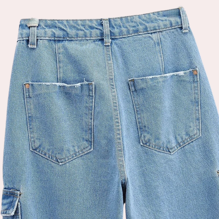 MAILANI - Stylish women's denim cargo trousers for a unique and fashionable look