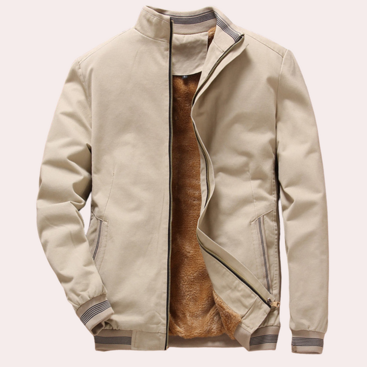A stylish winter coat for the modern man - Exclusive AKAMU Collection