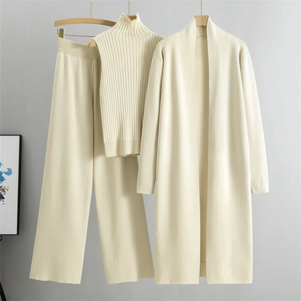 Stylish 3-piece JULIA women's set for special occasions