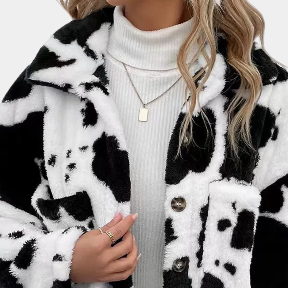Stylish and comfortable AYLIN winter coat in an elegant feminine design