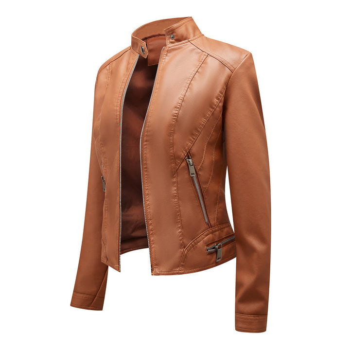 The classic SLAVKA leather jacket: an enduring elegance that will highlight your unique style