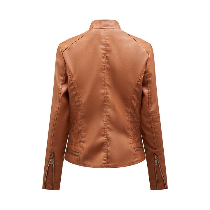 The classic SLAVKA leather jacket: an enduring elegance that will highlight your unique style