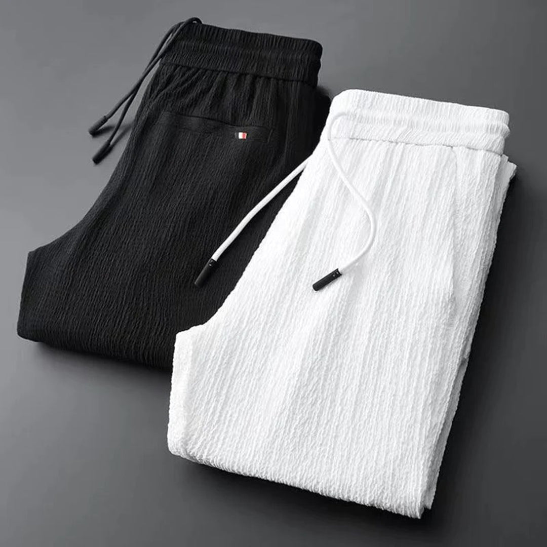 BASTIAN - A sophisticated, stylish men's suit for a high-end elegant look.