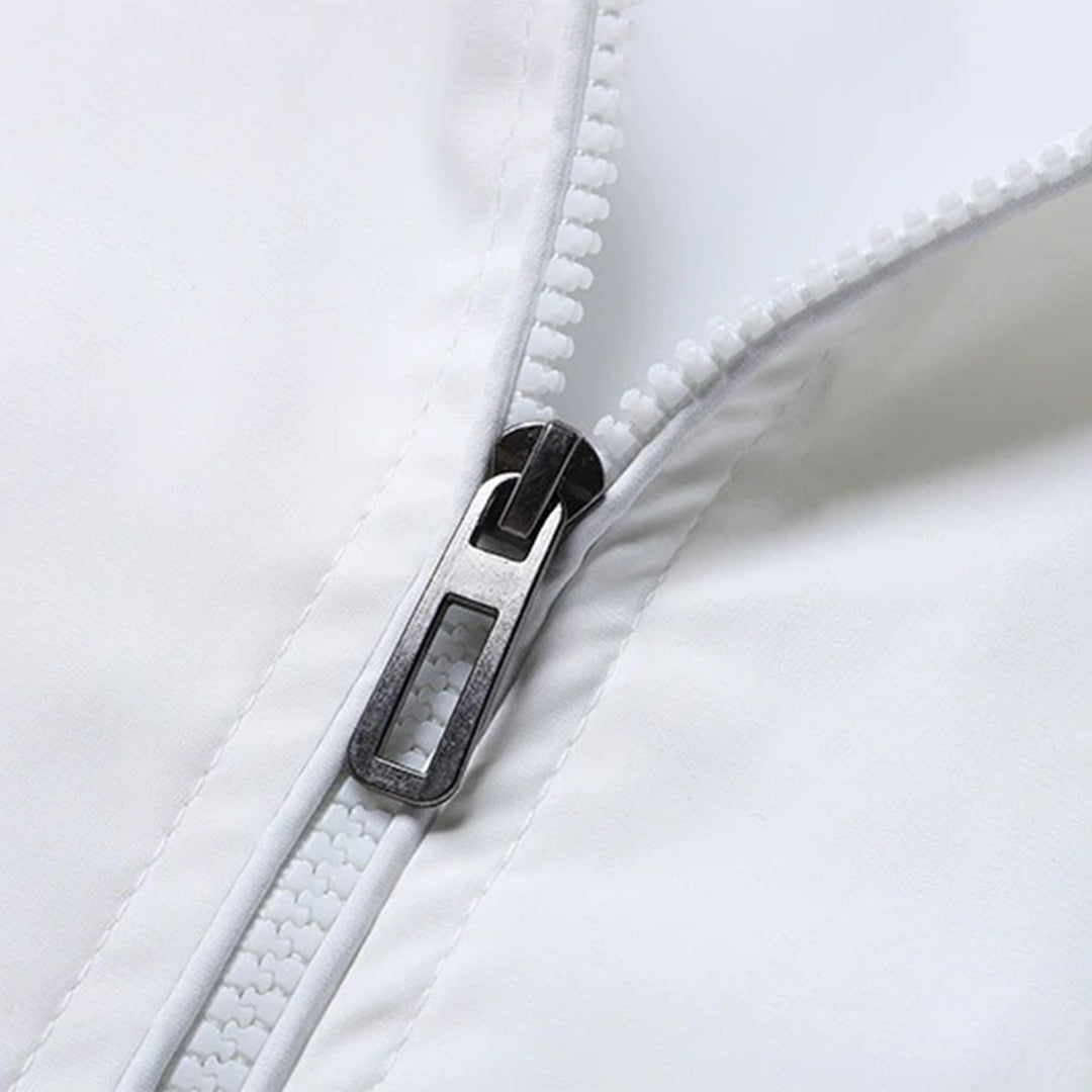 AMANCIO - Discover elegance and style with this unique jacket
