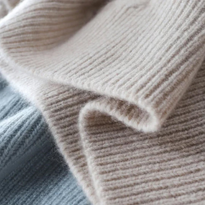 AMY turtleneck jumper: a combination of luxurious comfort and elegance