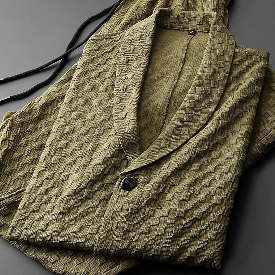 BENCE - A chic and elegant summer outfit for unforgettable summer days