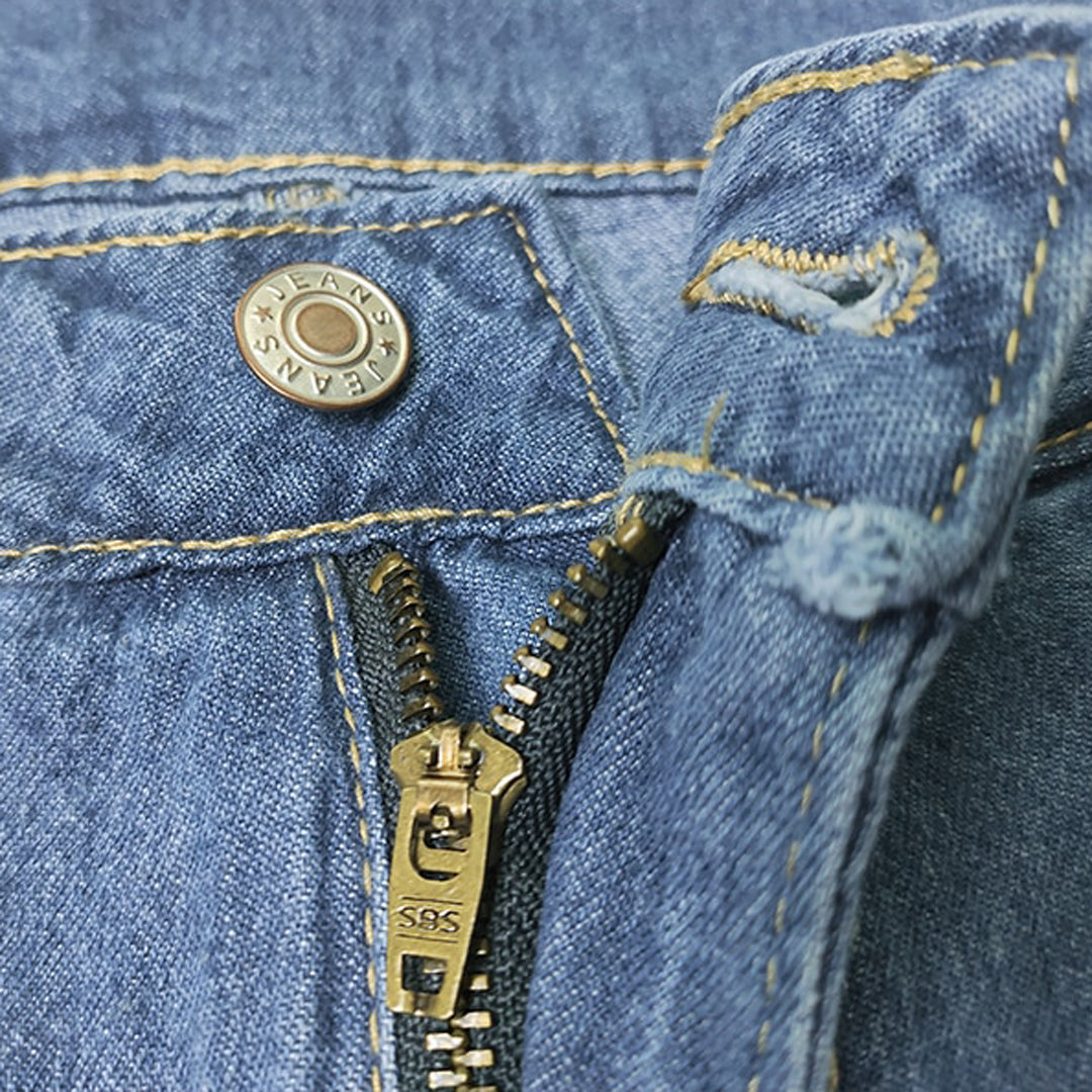 ALEXANDRA - Stylish jeans in a relaxed fit for comfort and elegance