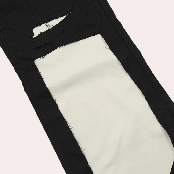 Stylish and elegant trousers for the modern man - PAUL