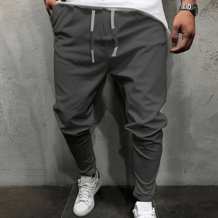 Stylish and comfortable trousers for the modern man - ALOJZ