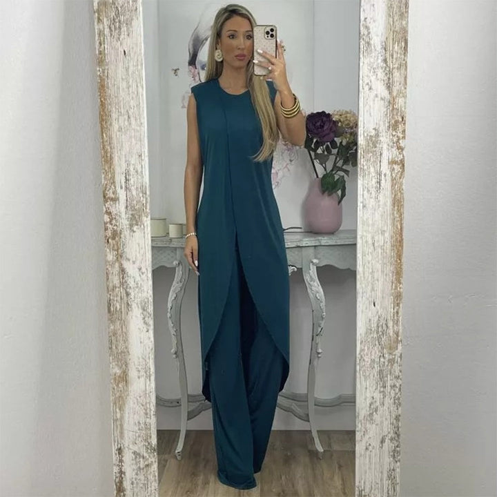 An elegant and stylish outfit for the modern woman - JAMIE