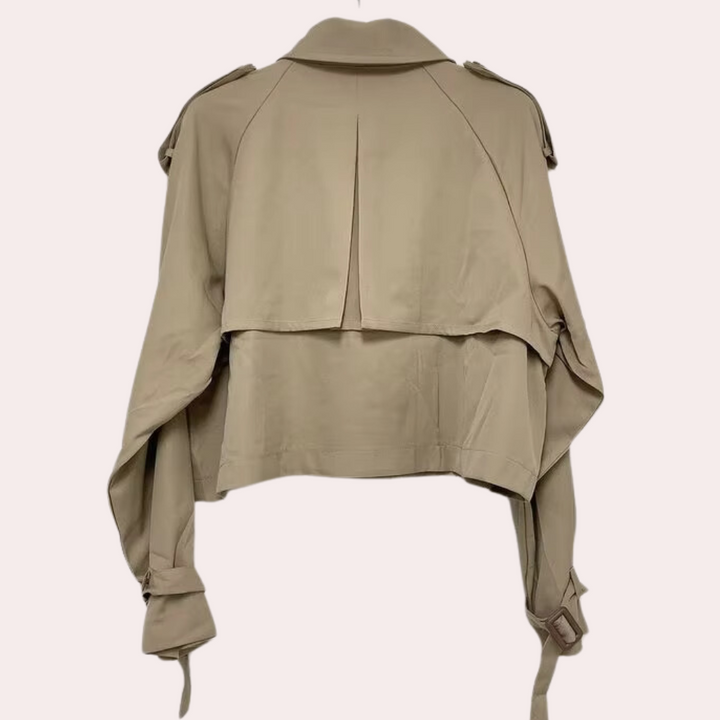 Women's stylish IVY coat: a key addition to your fashionable collection!