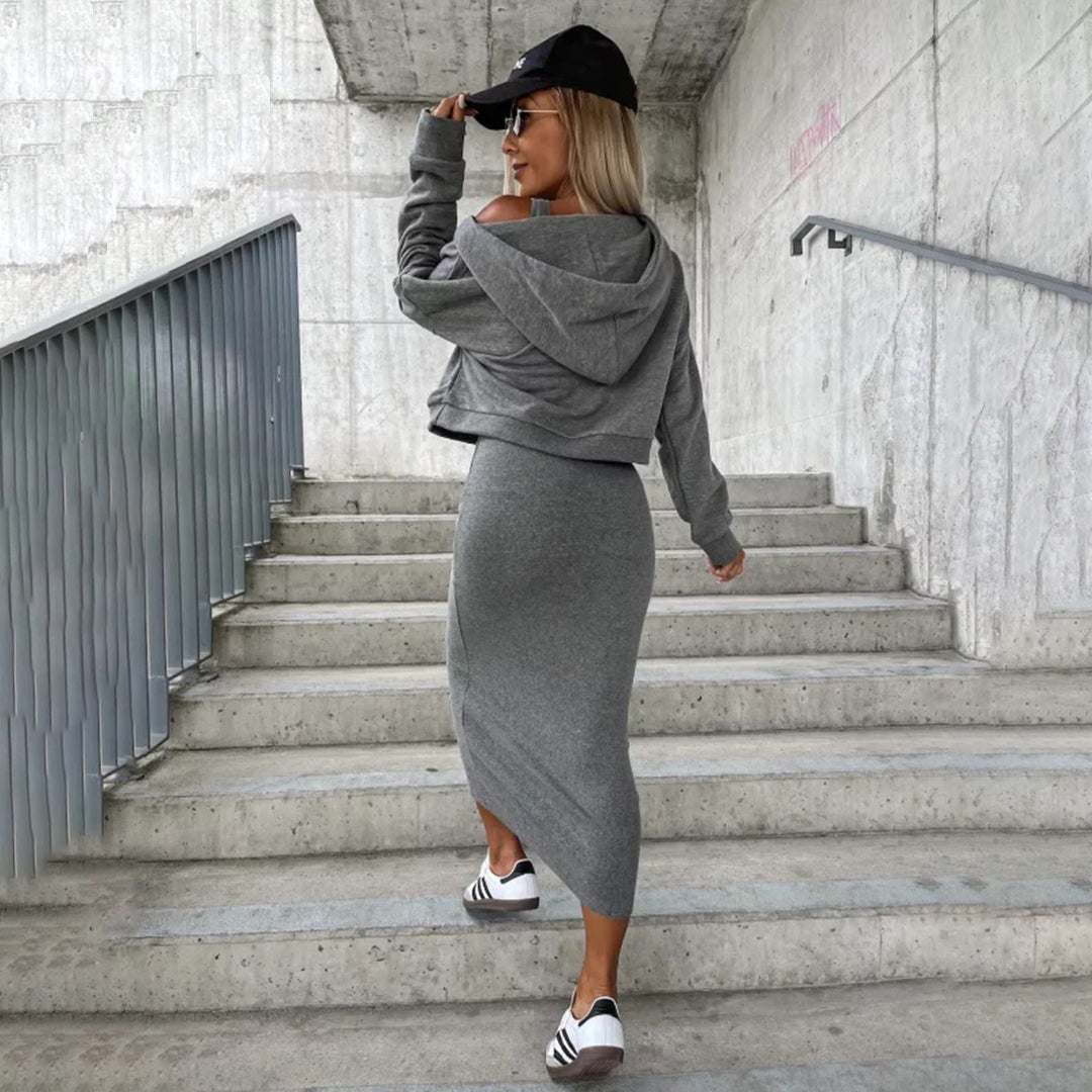 BESSIE - A stylish dress and jumper, perfect for any occasion!