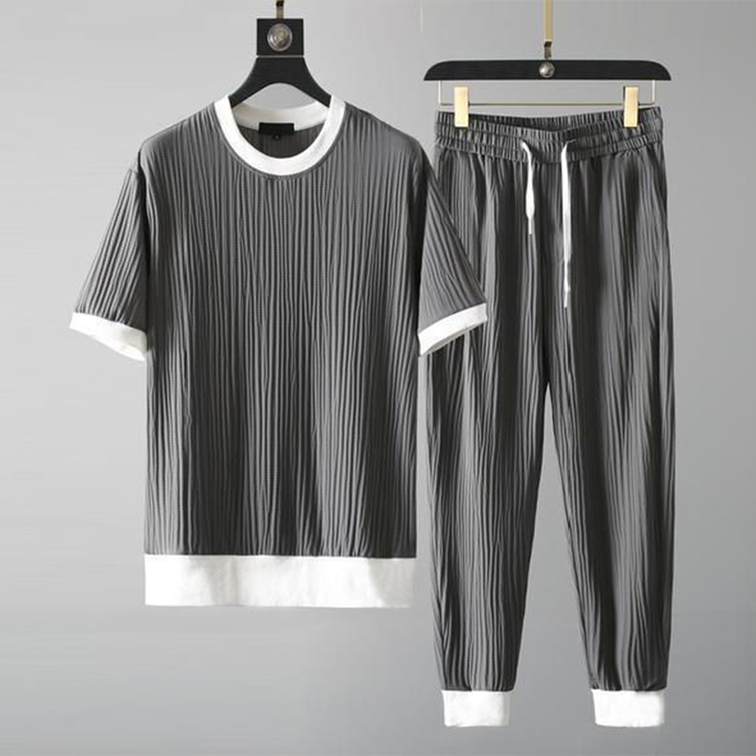 CIRO - Elegant and casual: a chic outfit for men