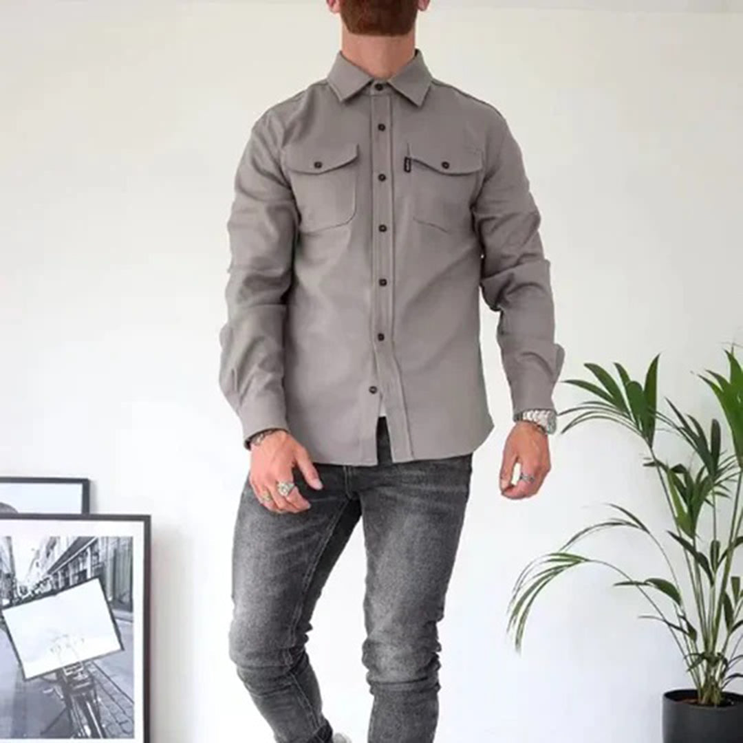 Timeless elegance: the FRED long-sleeved shirt for sophisticated style