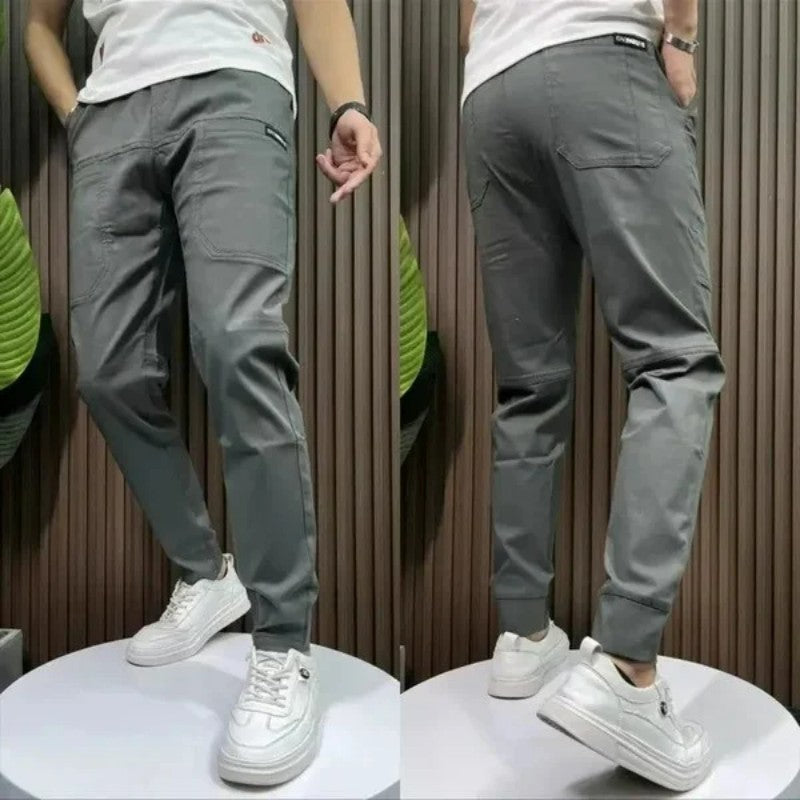 Stylish men's HARRI trousers with multiple pockets that offer the perfect combination of elegance and comfort.