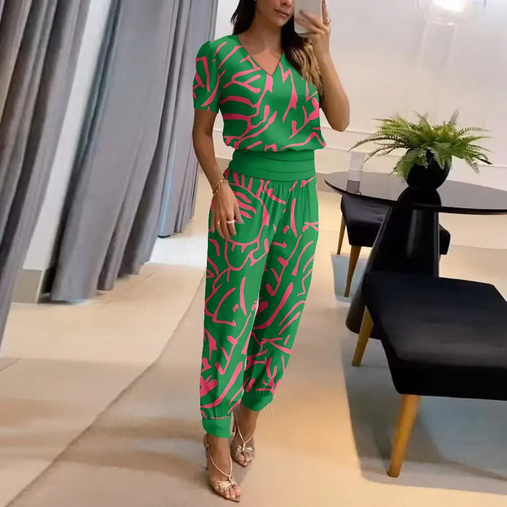 TINKARA - A unique fashion set for elegant, classy women