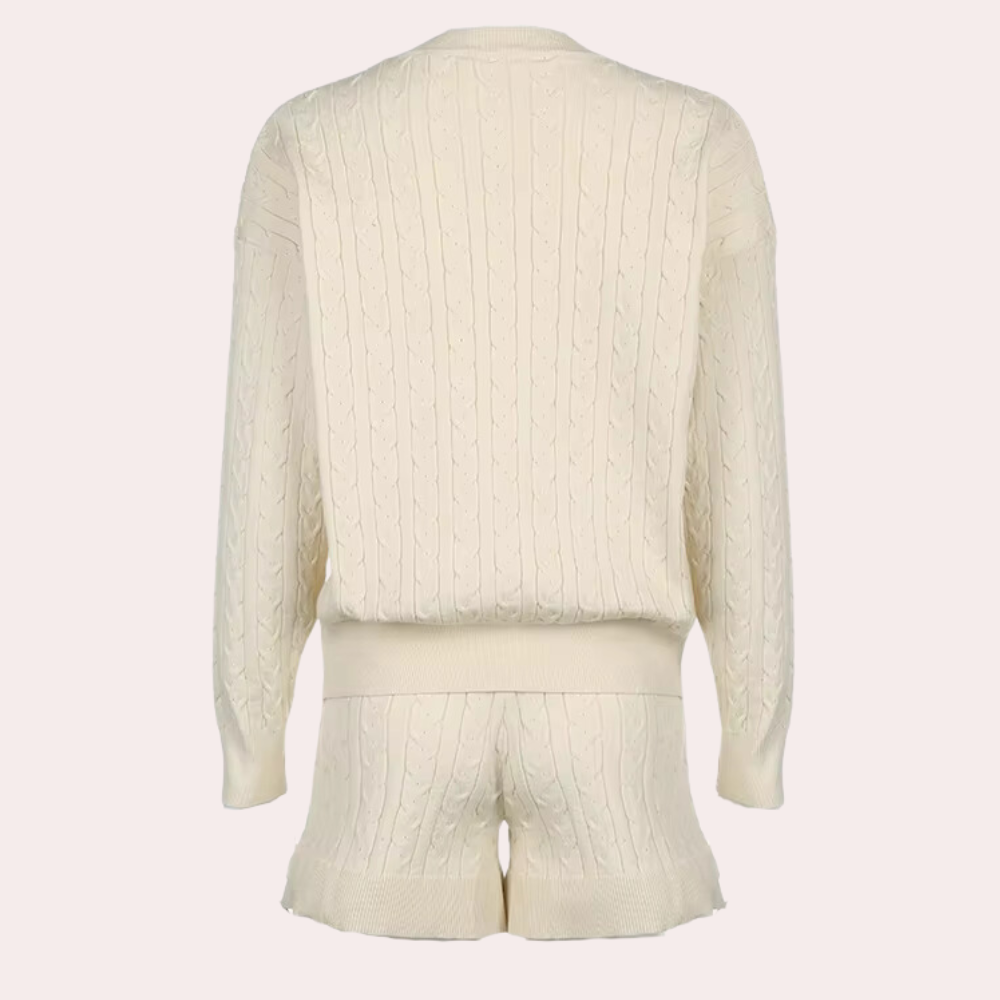ANISSA - Stylish women's knitwear set with a modern twist
