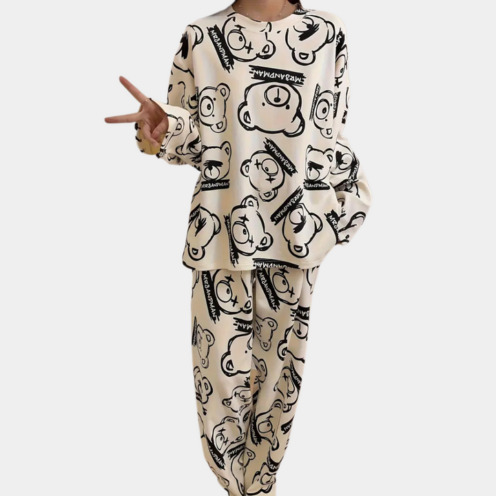 EVORA - A sophisticated collection of elegant pyjamas for women