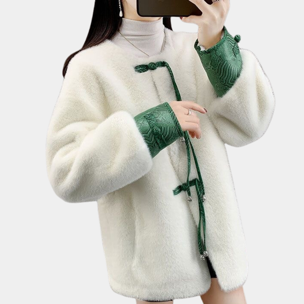 Stylish winter coat for women - perfect elegance and sophistication for any occasion