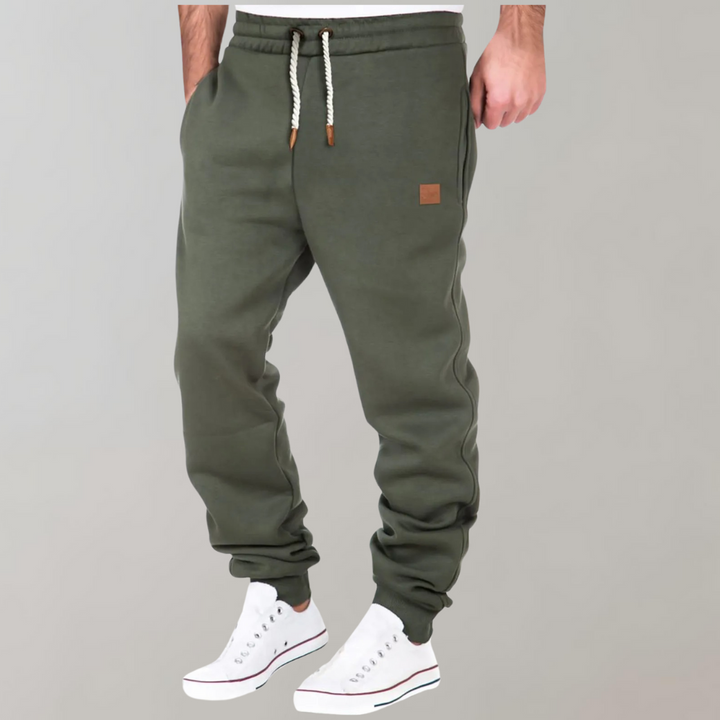 Men's Hoder sweatpants - comfort and complete freedom for the active!