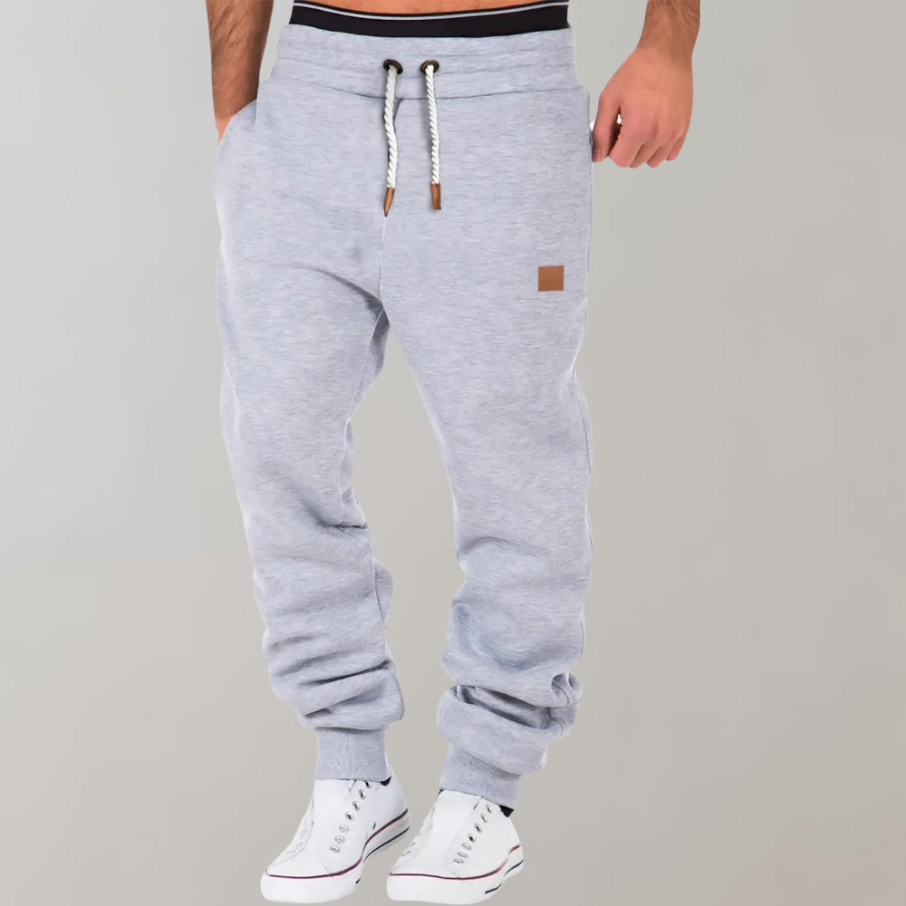 Men's Hoder sweatpants - comfort and complete freedom for the active!